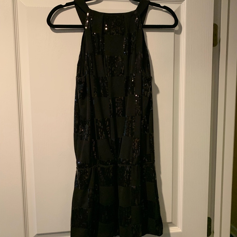 WHITE HOUSE BLACK MARKET SEQUIN CHECK TINIC SIZE MEDIUM IN BLACK. NWT! - Picture 4 of 5